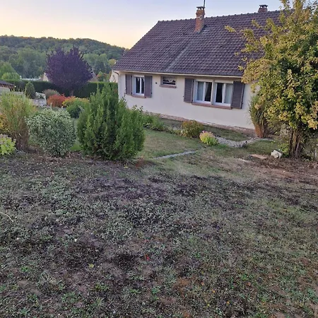 Дом отдыха Le Poulain Maison Cosy A La Campagne
