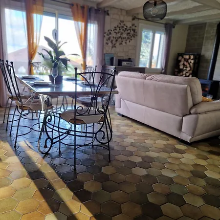 Le Poulain Maison Cosy A La Campagne Holiday home *